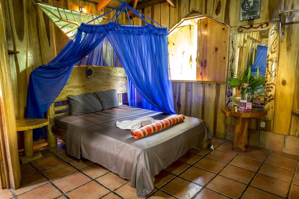 Hotel La Costa De Papito Puerto Viejo de Talamanca Rum bild