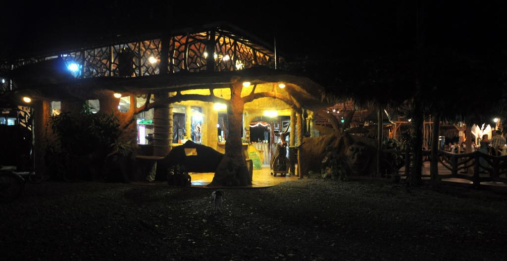 Hotel La Costa De Papito Puerto Viejo de Talamanca Exteriör bild