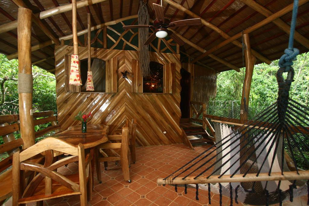 Hotel La Costa De Papito Puerto Viejo de Talamanca Rum bild