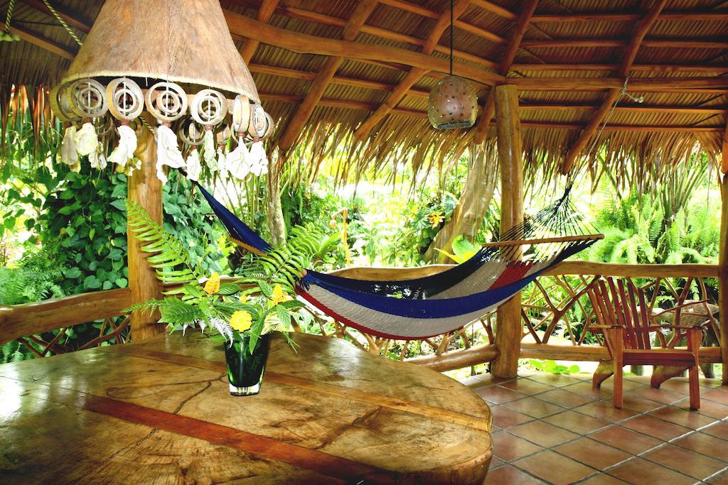 Hotel La Costa De Papito Puerto Viejo de Talamanca Exteriör bild