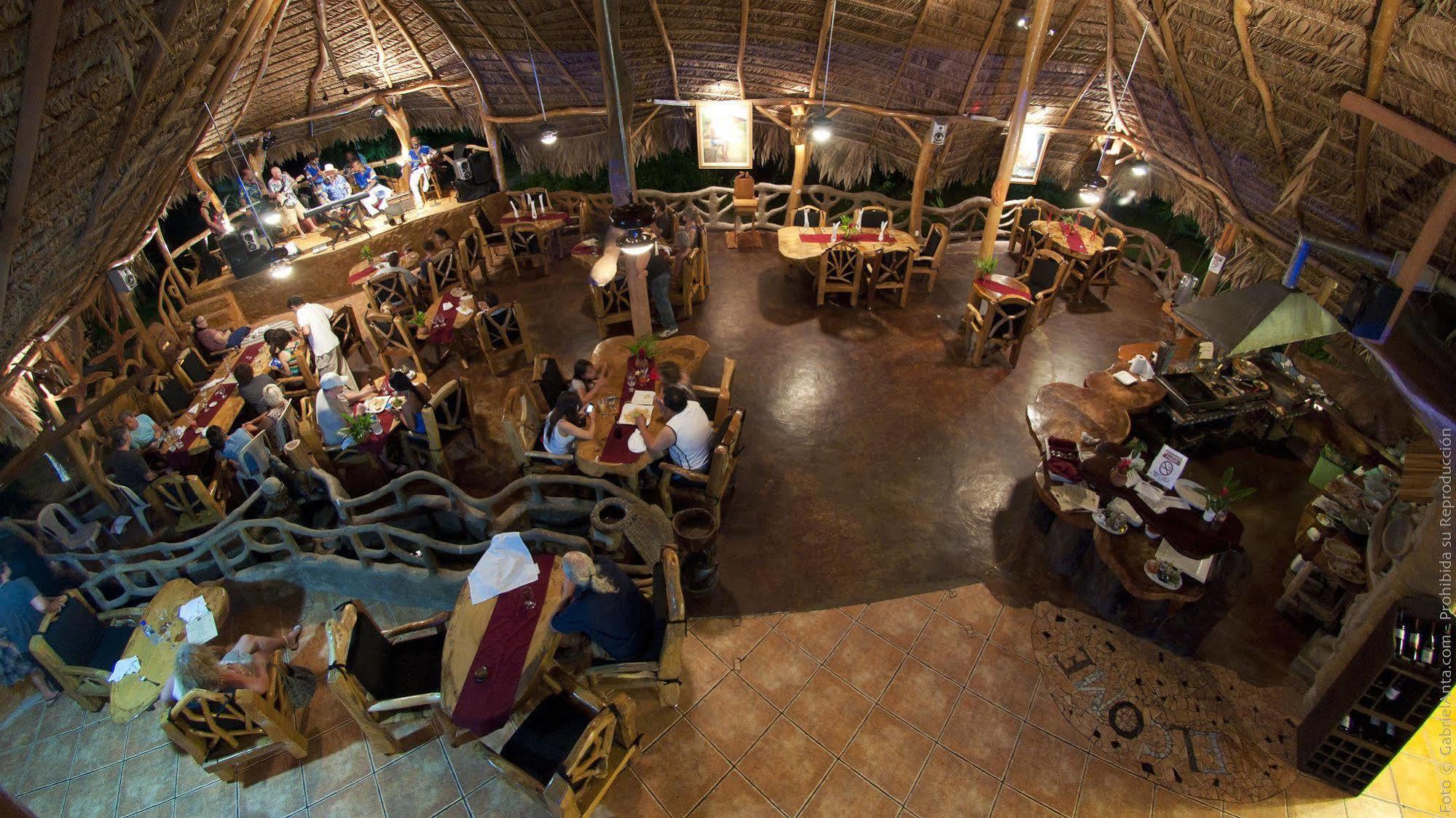 Hotel La Costa De Papito Puerto Viejo de Talamanca Exteriör bild