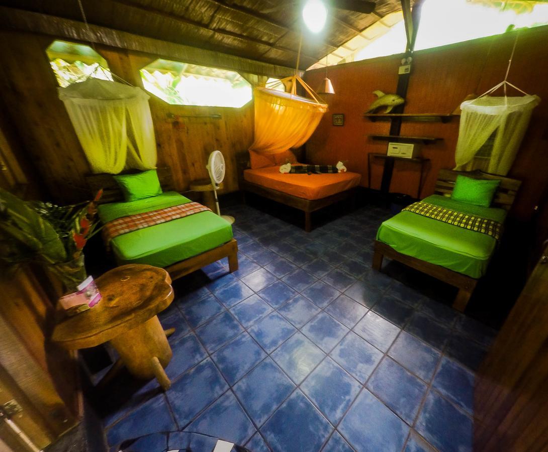 Hotel La Costa De Papito Puerto Viejo de Talamanca Exteriör bild